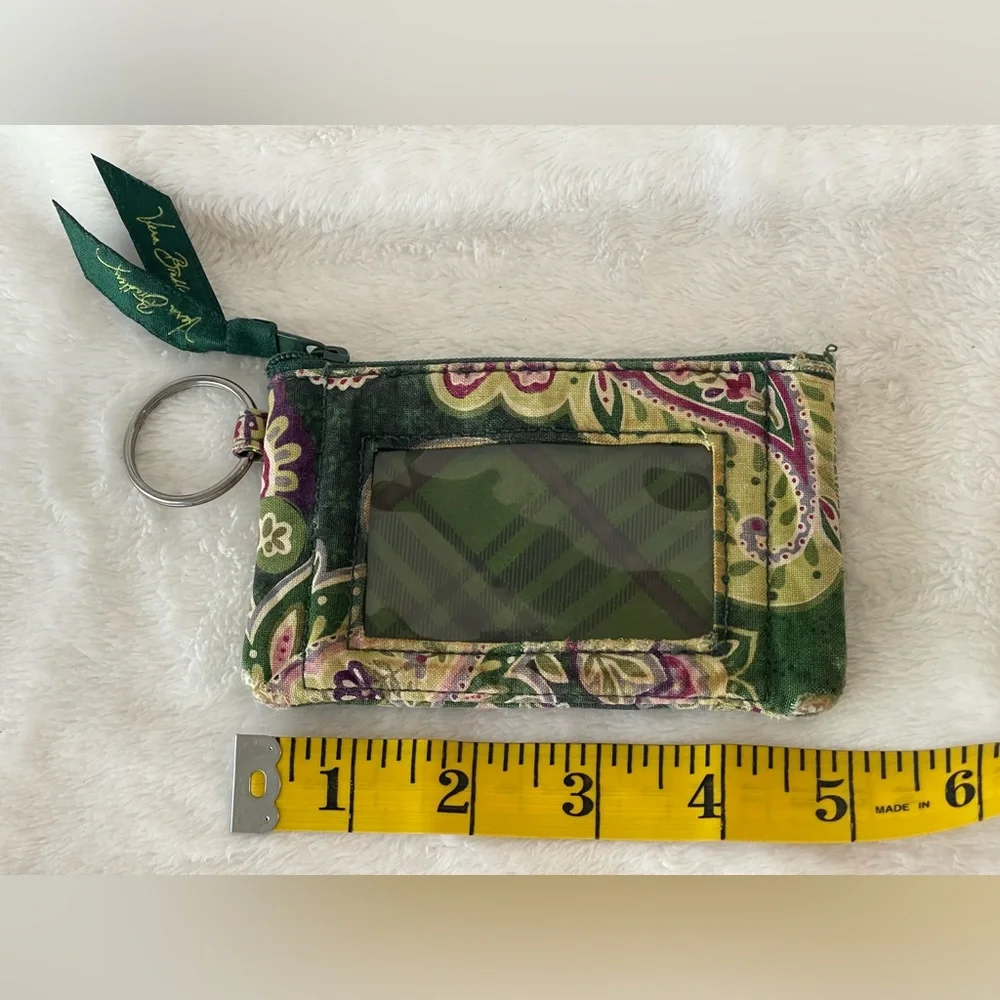 Vera Bradley Retired Rare Chelsea Green Zip Around Wallet card holder